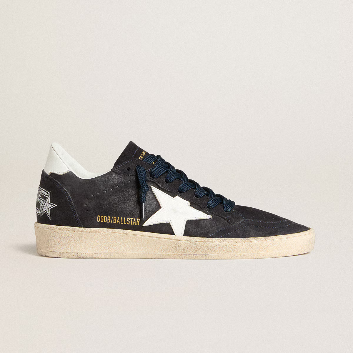 GOLDEN GOOSE