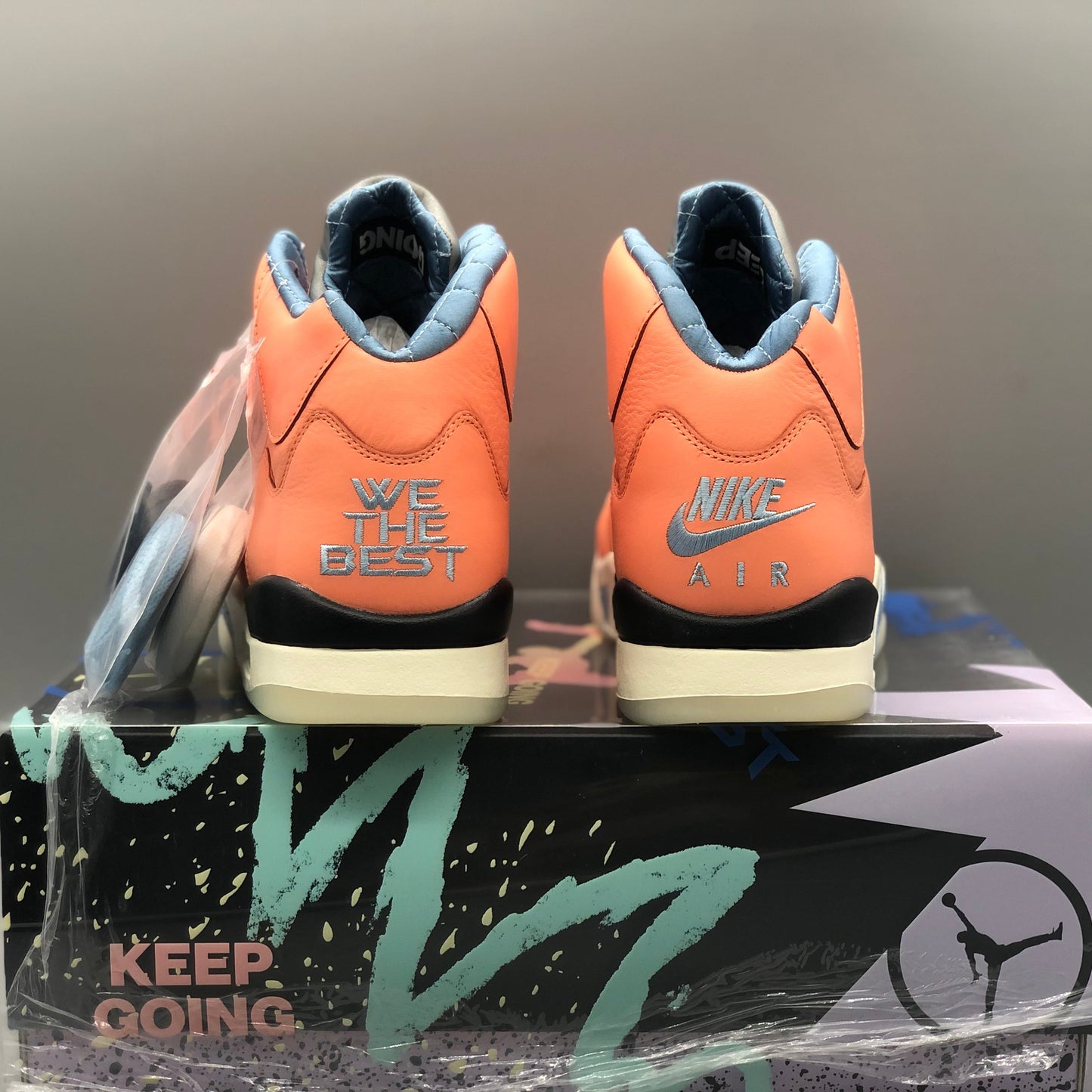 JORDAN 5