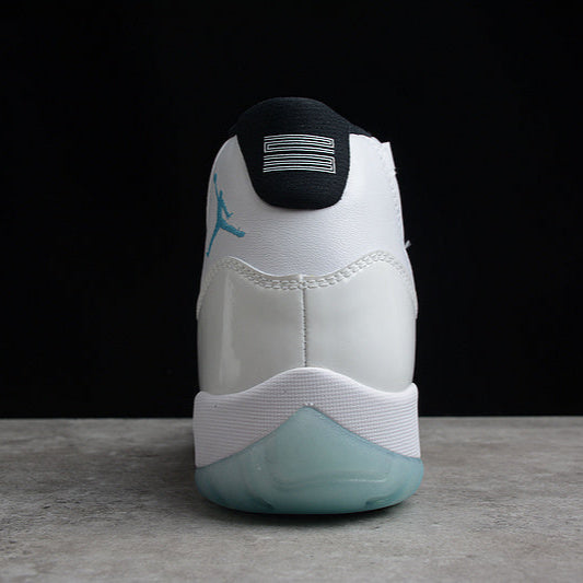 JORDAN 11