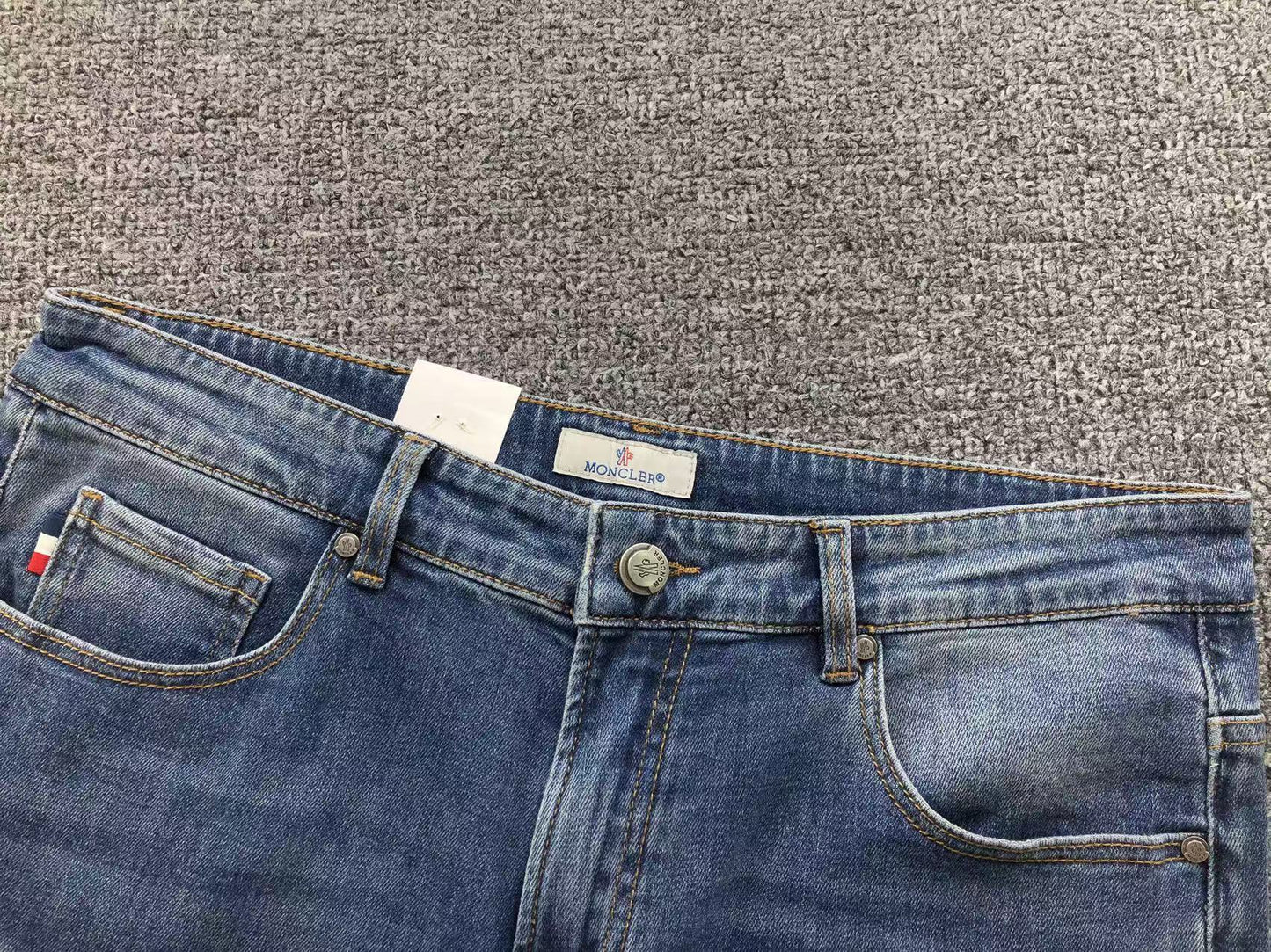 JEANS MONCLER