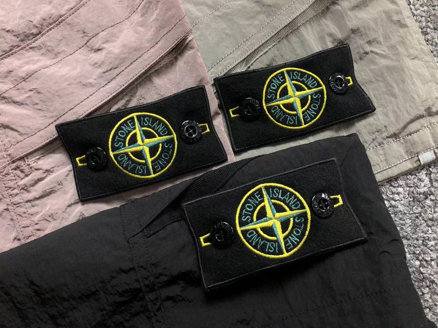 PANTALONCINI STONE ISLAND SHORTS