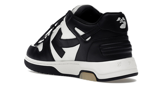 Out Of Office (Bianche e Nere)