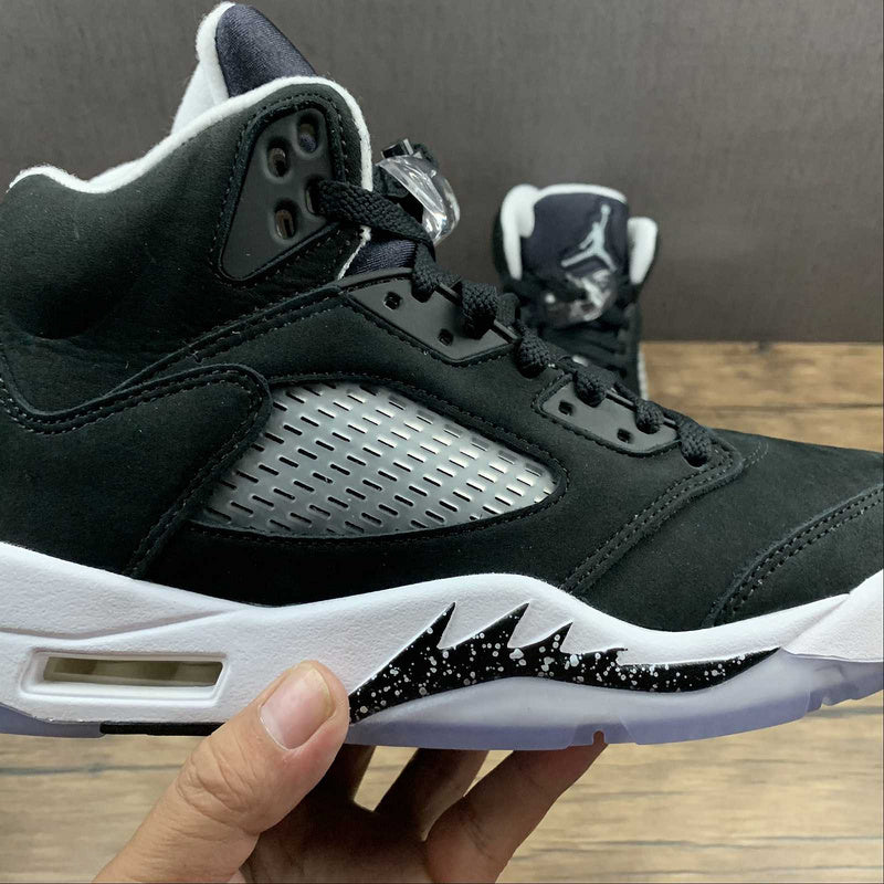 JORDAN 5