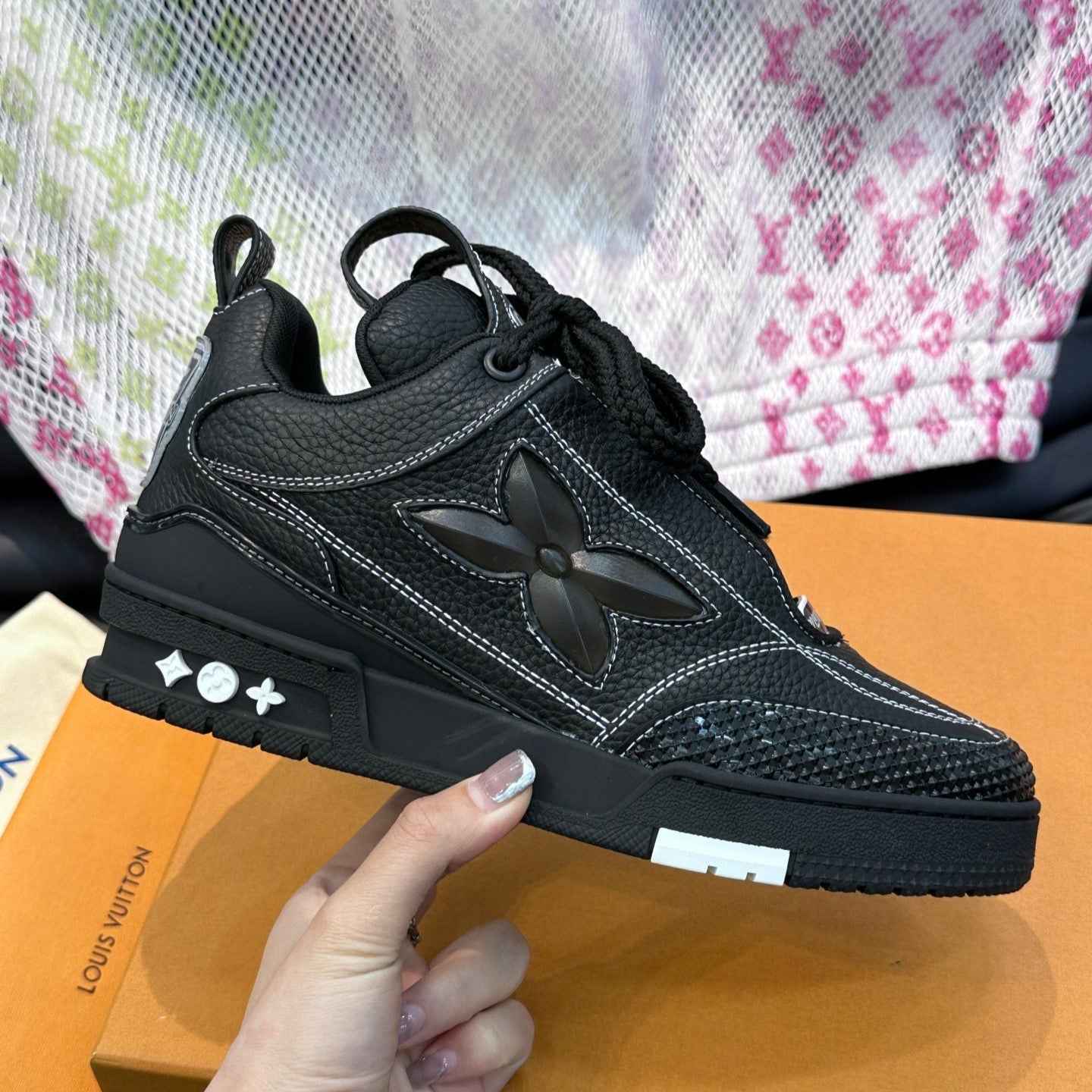 LV SKATE