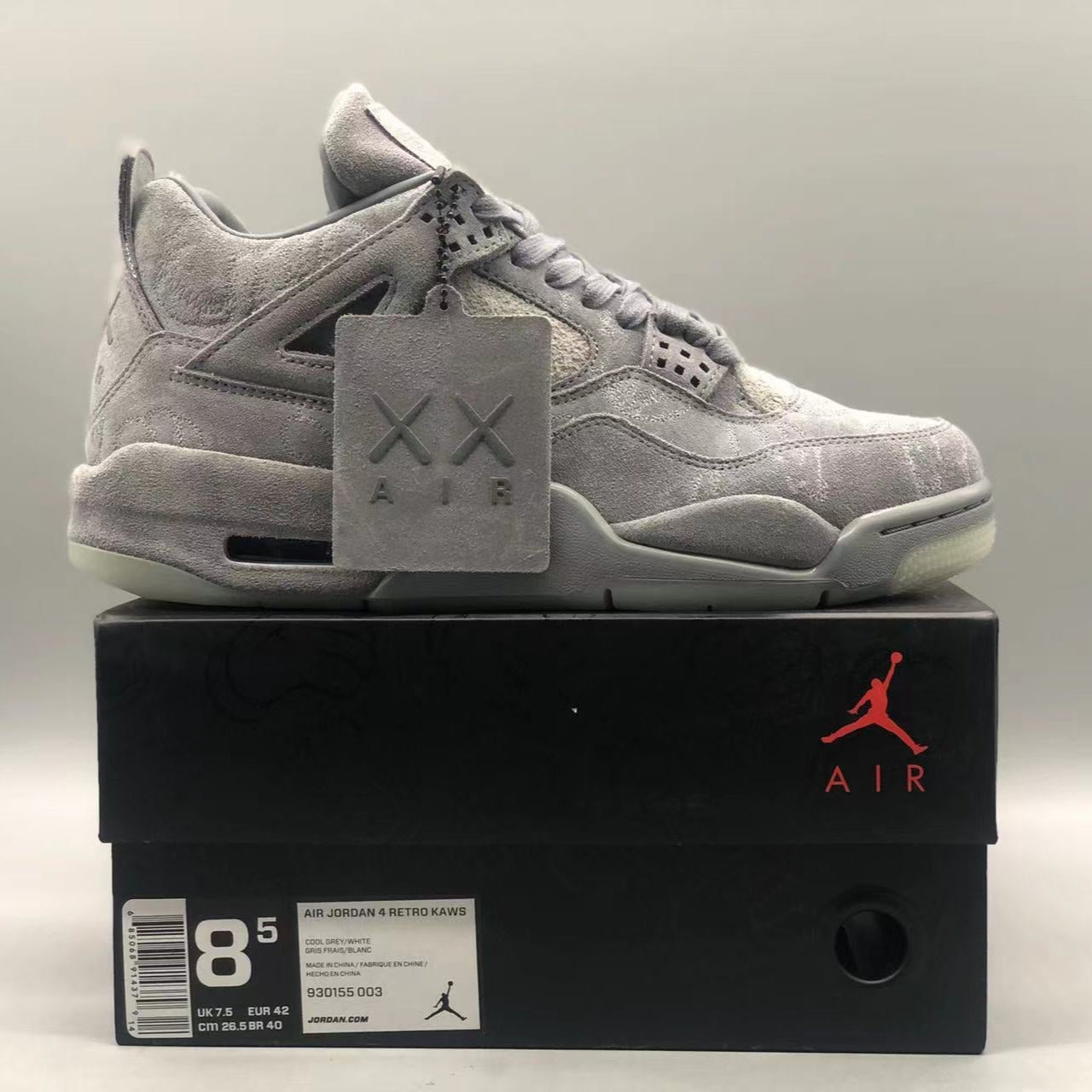 JORDAN 4