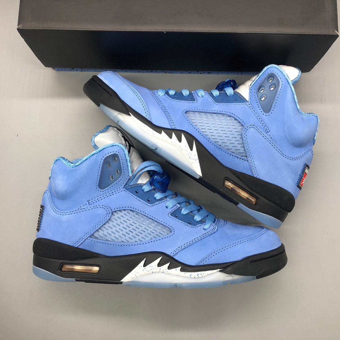JORDAN 5
