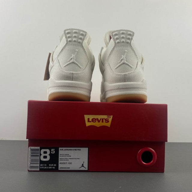 JORDAN 4