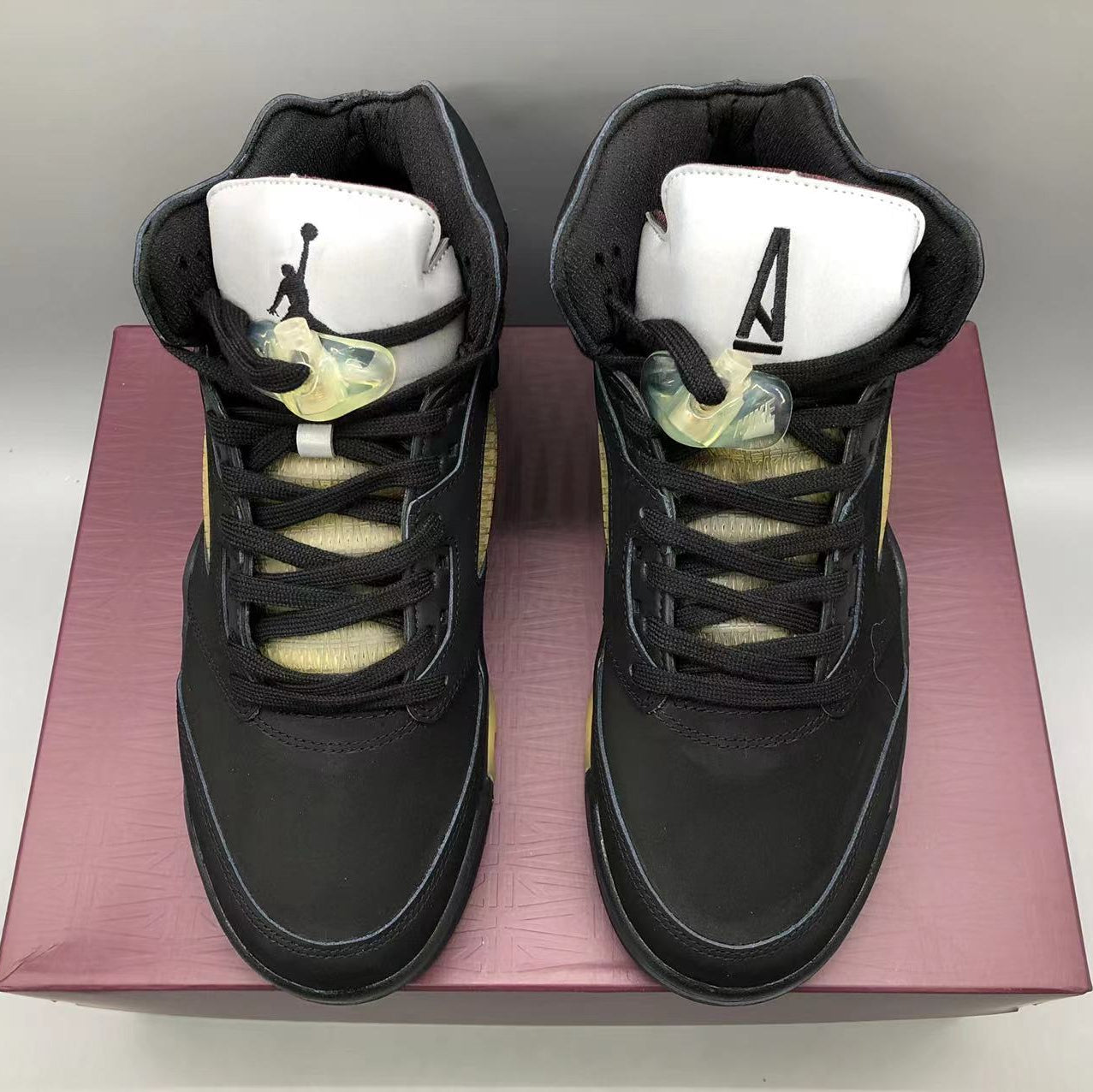 JORDAN 5