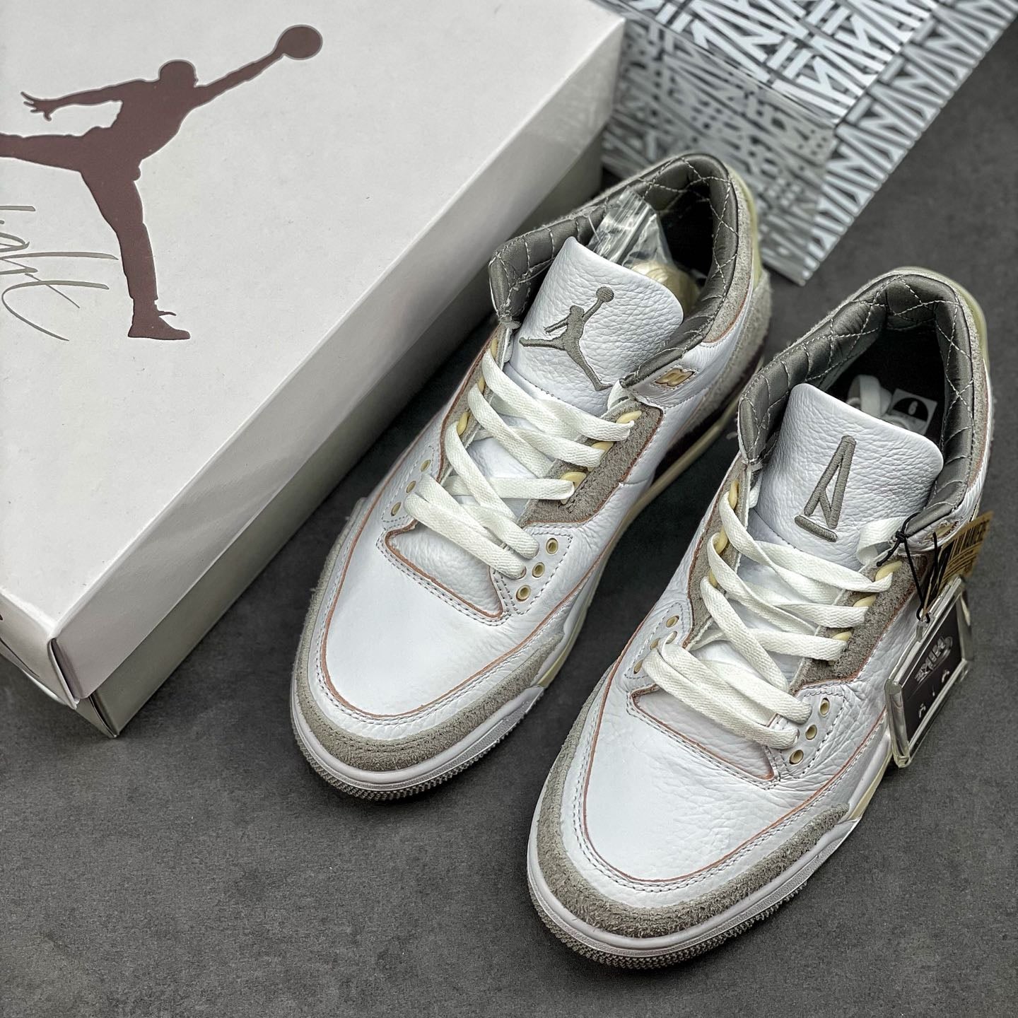 JORDAN 3