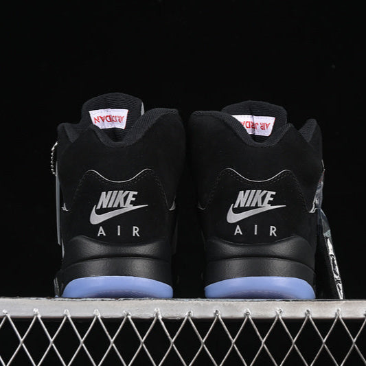 JORDAN 5