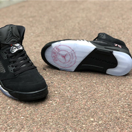 JORDAN 5