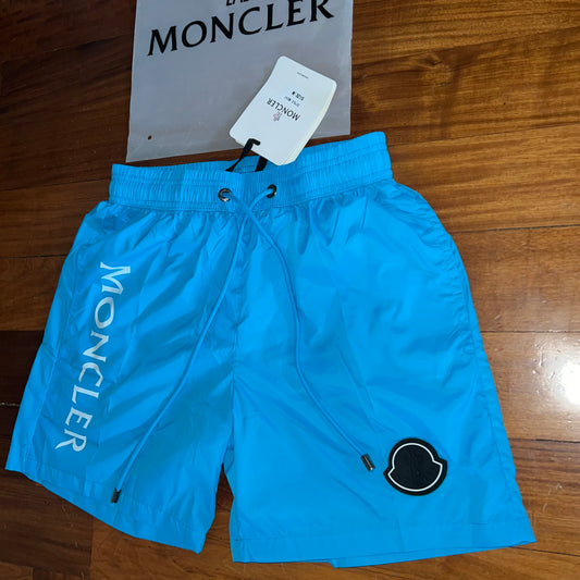 COSTUME MONCLER