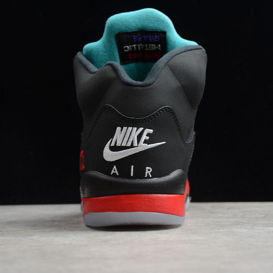 JORDAN 5
