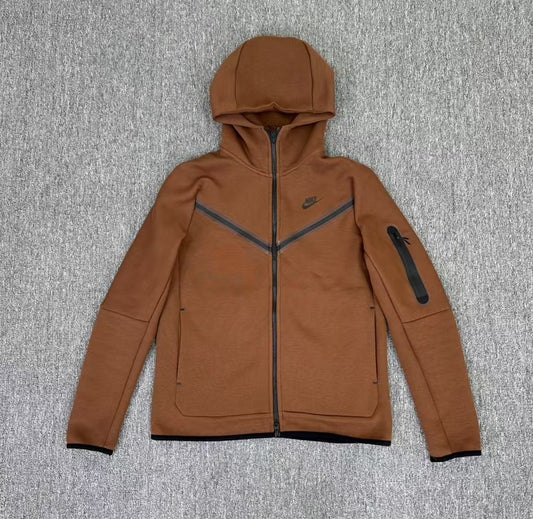 TUTA NIKE TECH FLEECE