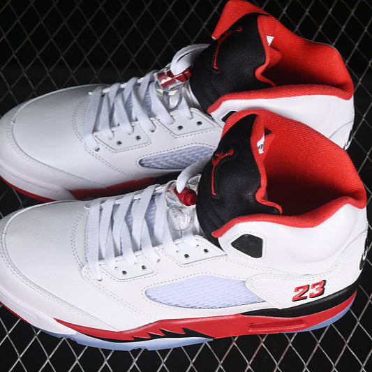 JORDAN 5