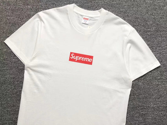 T-SHIRT SUPREME