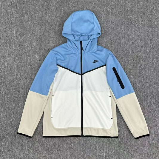 TUTA NIKE TECH FLEECE
