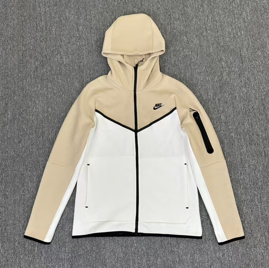 TUTA NIKE TECH FLEECE