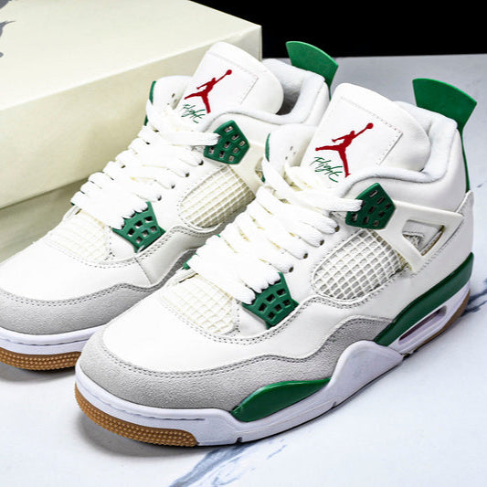 JORDAN 4