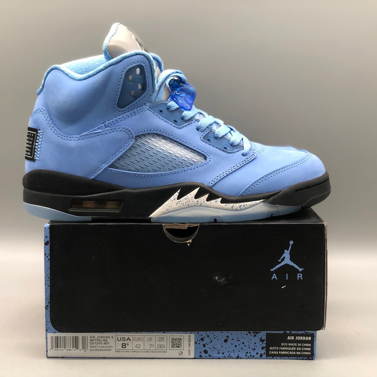 JORDAN 5