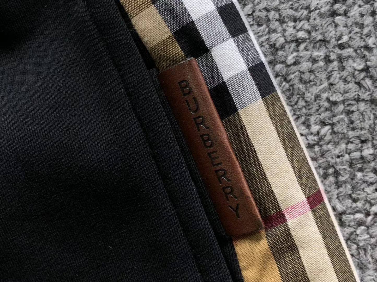 PANTALONCINI BURBERRY