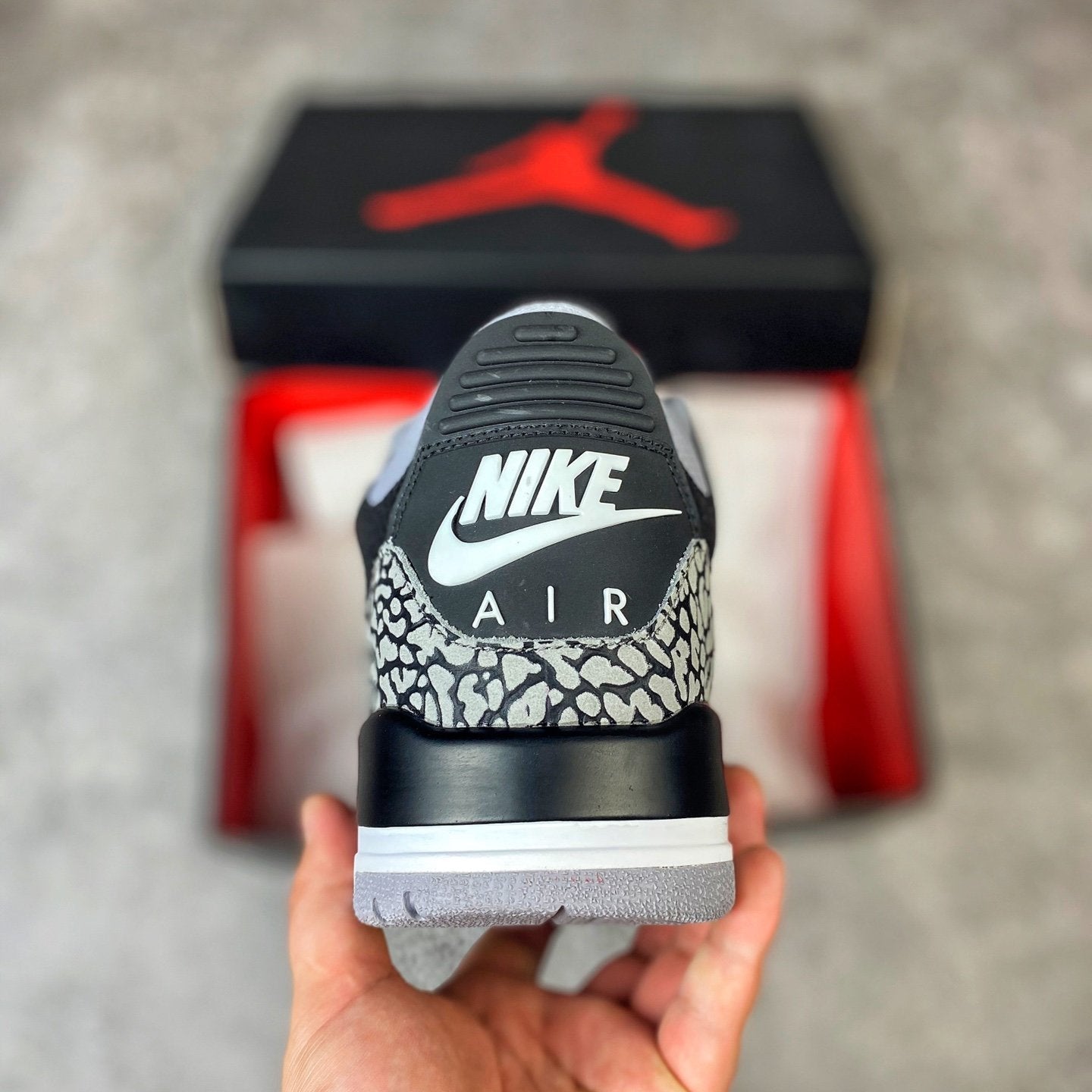 JORDAN 3