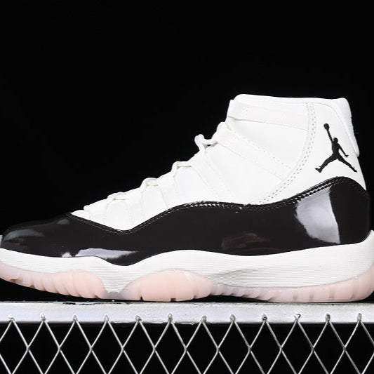JORDAN 11