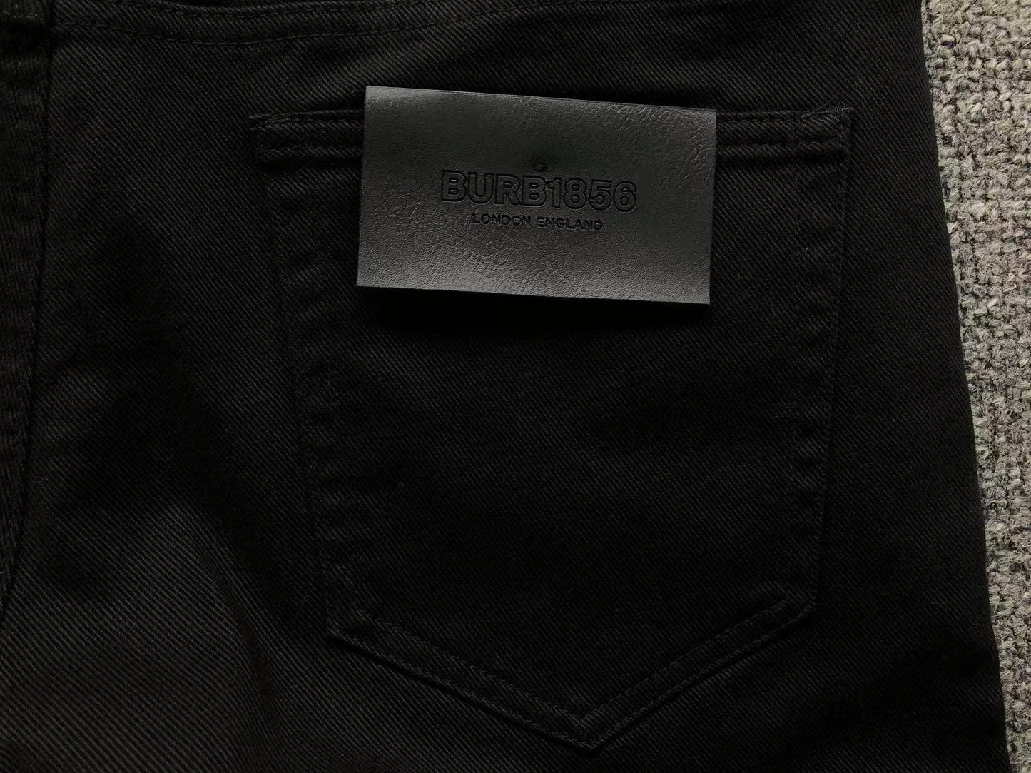 JEANS BURBERRY PANTALONI