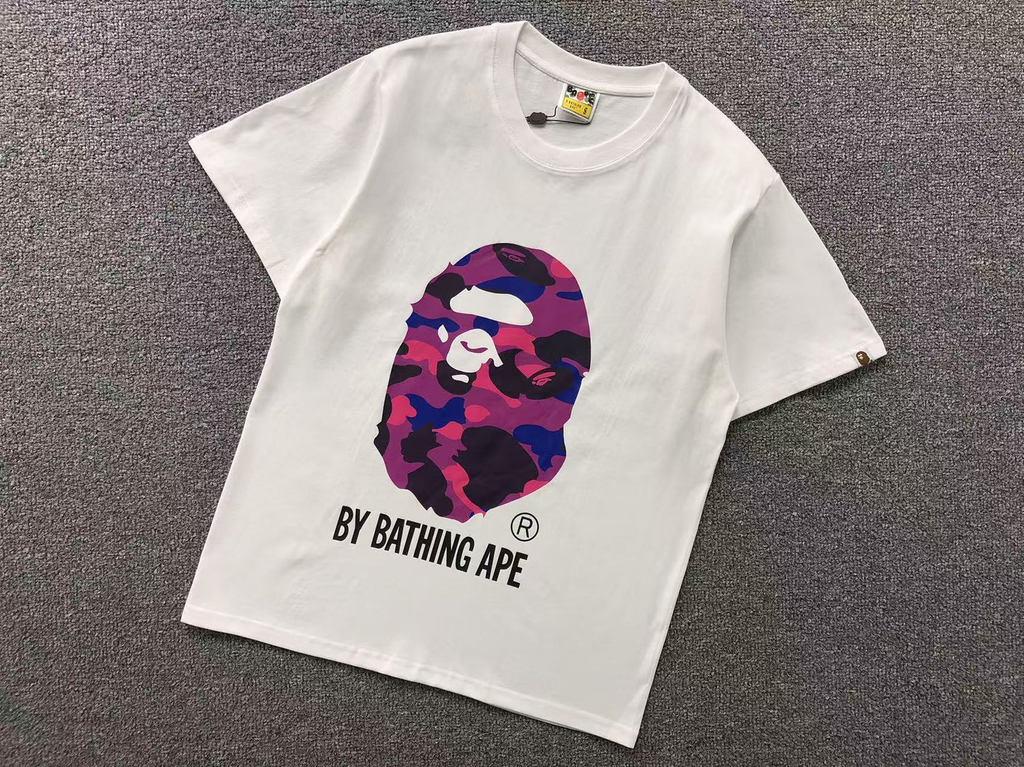 T-SHIRT BAPE