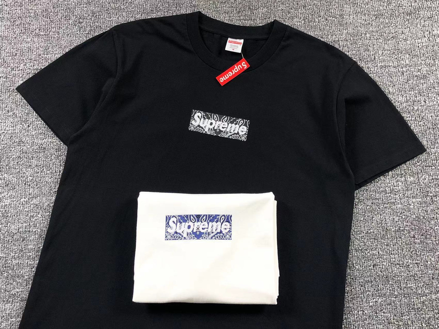 T-SHIRT SUPREME