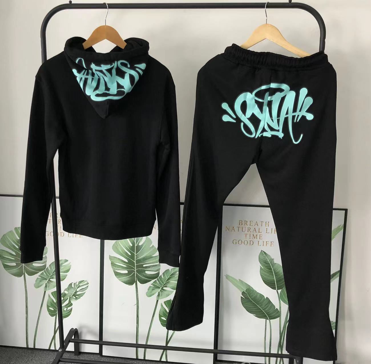 TRACKSUIT TUTA SYNA WORLD