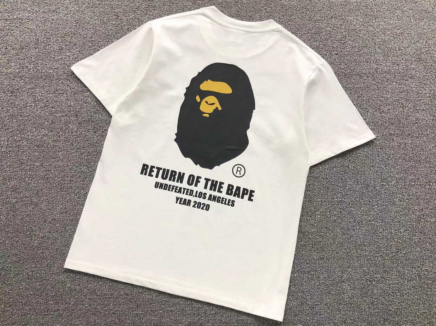 T-SHIRT BAPE