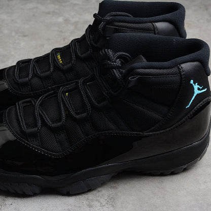 JORDAN 11