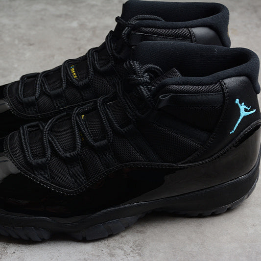 JORDAN 11