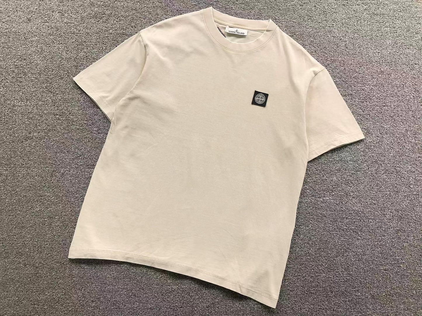 T-SHIRT STONE ISLAND