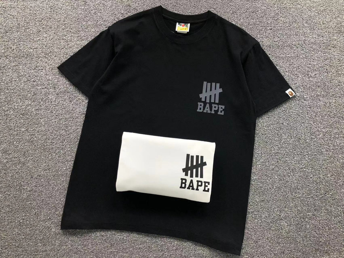 T-SHIRT BAPE