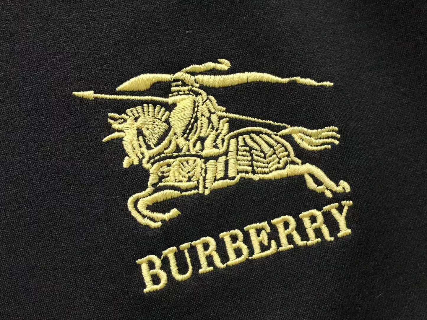 TRACKSUIT TUTA BURBERRY