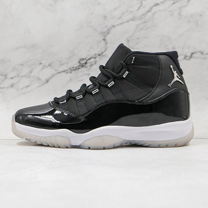 JORDAN 11
