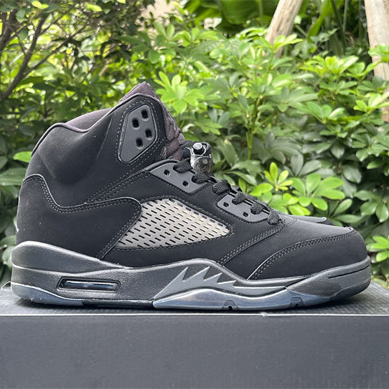 JORDAN 5
