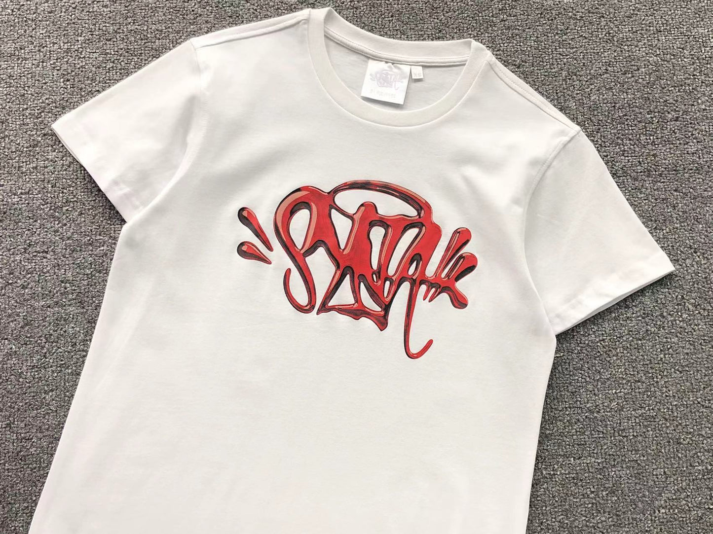 T-SHIRT SYNA WORLD