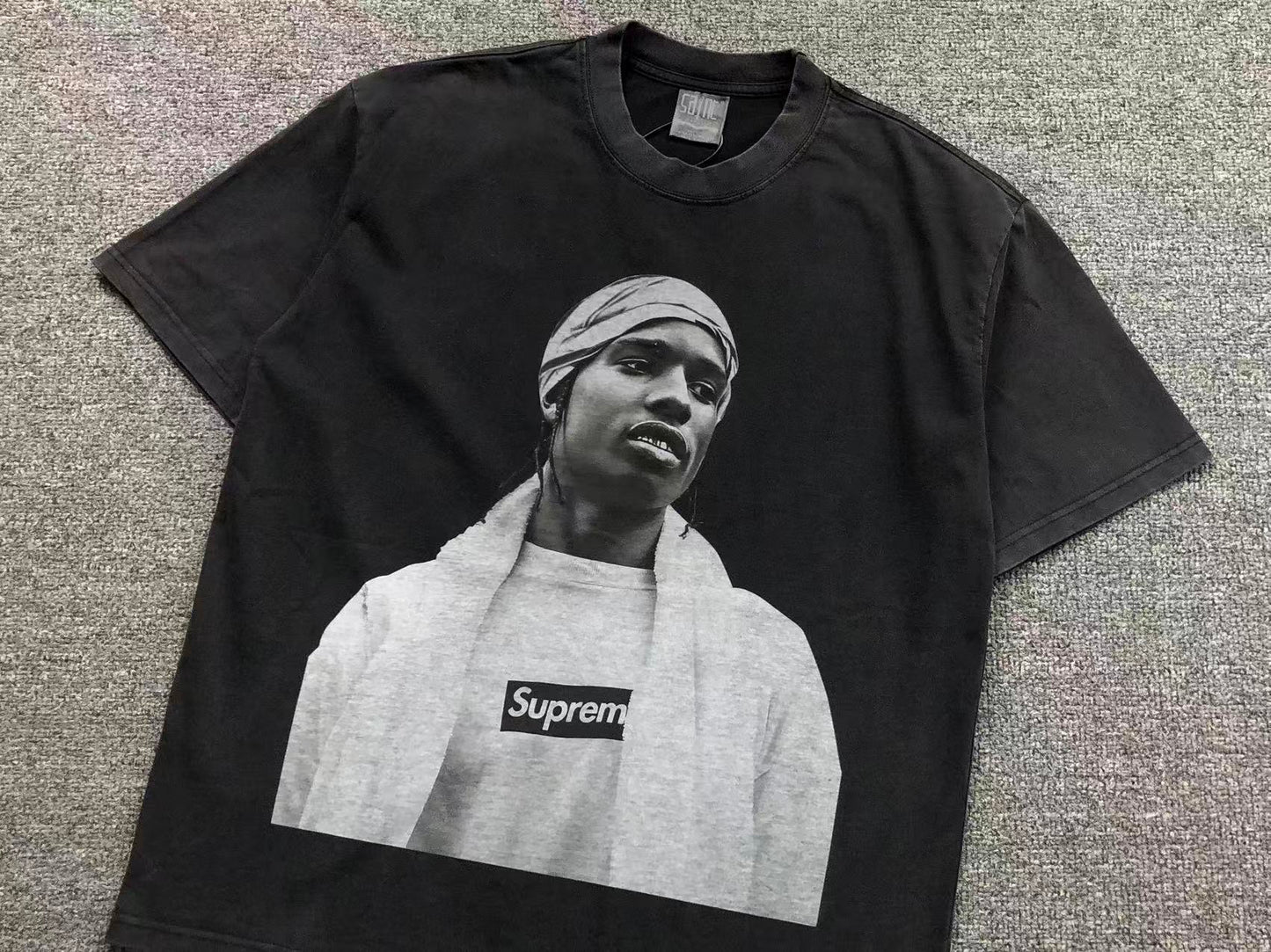 T-SHIRT SUPREME