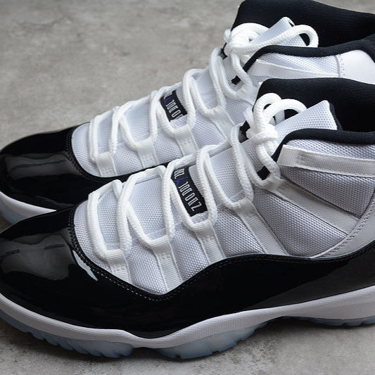 JORDAN 11
