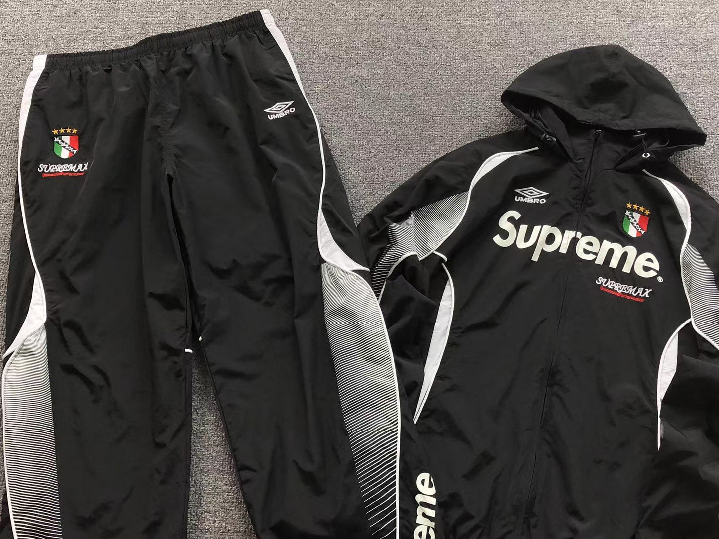 TRACKSUIT TUTA SUPREME