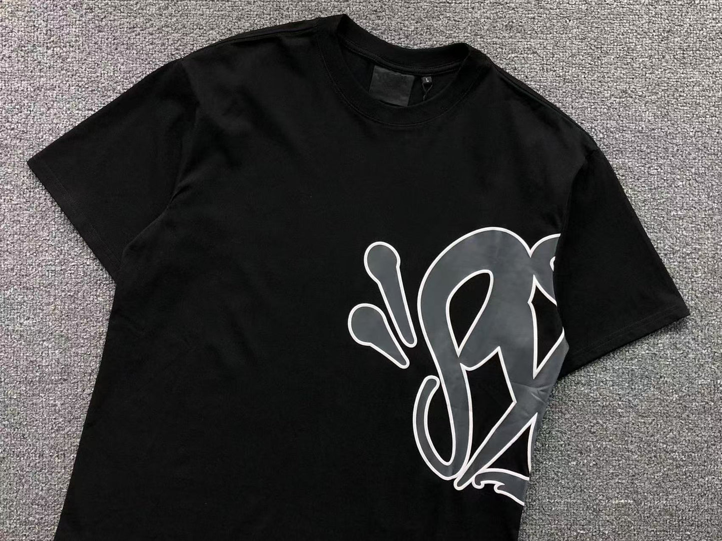 COMPLETO SYNA WORLD T-SHIRT E PANTALONCINI