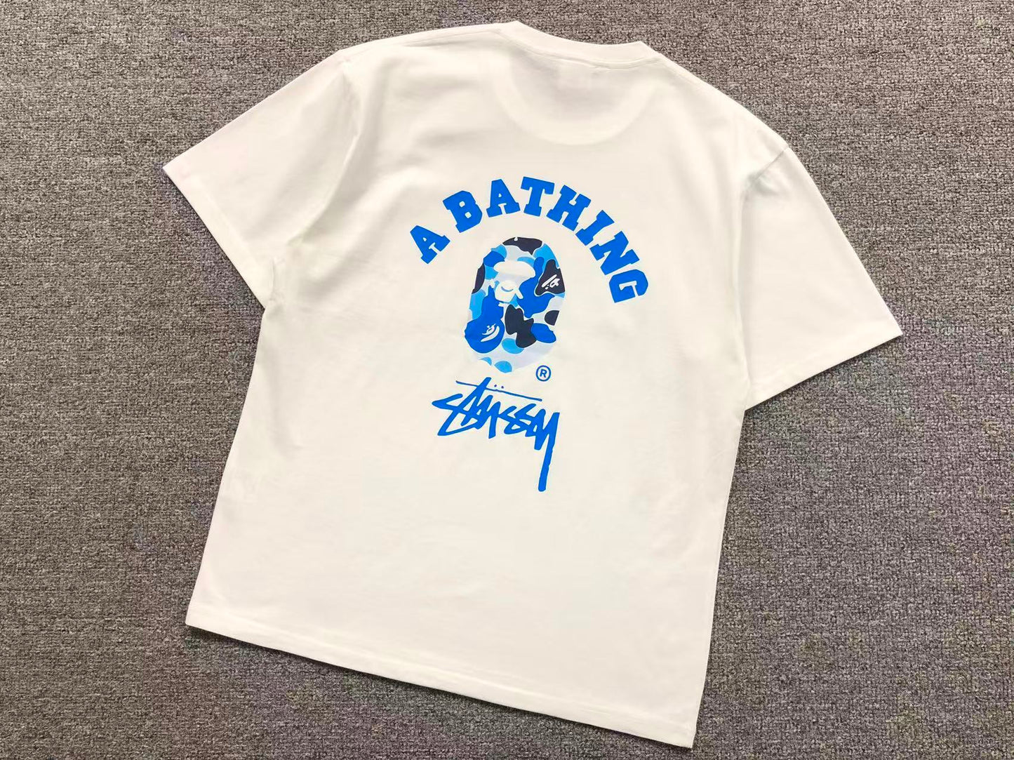 T-SHIRT BAPE x STUSSY