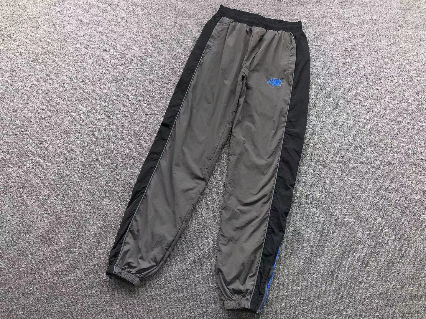 TRACKSUIT TUTA SYNA WORLD