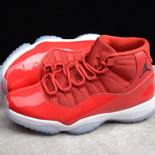 JORDAN 11