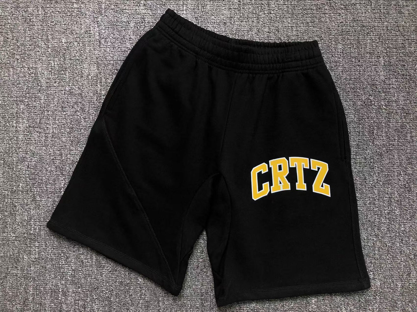 PANTALONCINI CORTEIZ