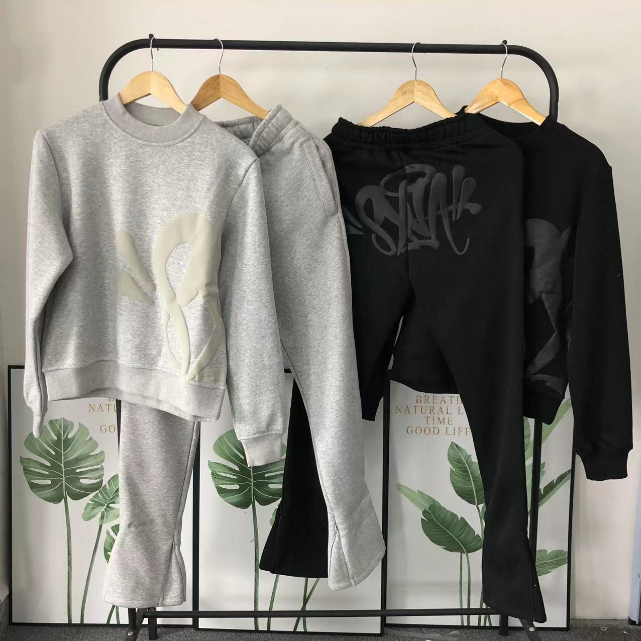 TRACKSUIT TUTA SYNA WORLD