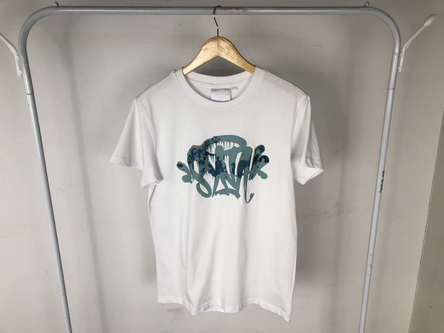 T-SHIRT SYNA WORLD
